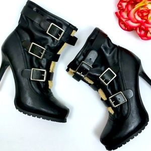 Simply Vera By Vera Wang SVOLIVIA black boot sz 8